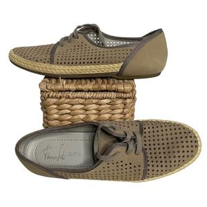 Franco Sarto Suede Perforated Lace Front Flat Sz 9